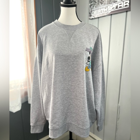 Disney Mickey and Friends Oversized Crewneck - Picture 2 of 5